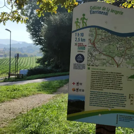 Cambo Centre, Commerces Et Nature A 5 Min A Pied Et Proche Thermes Exterior photo